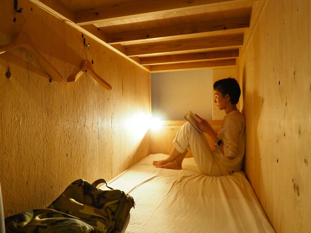 Bed Stock Hostel Fukuoka  Zewnętrze zdjęcie