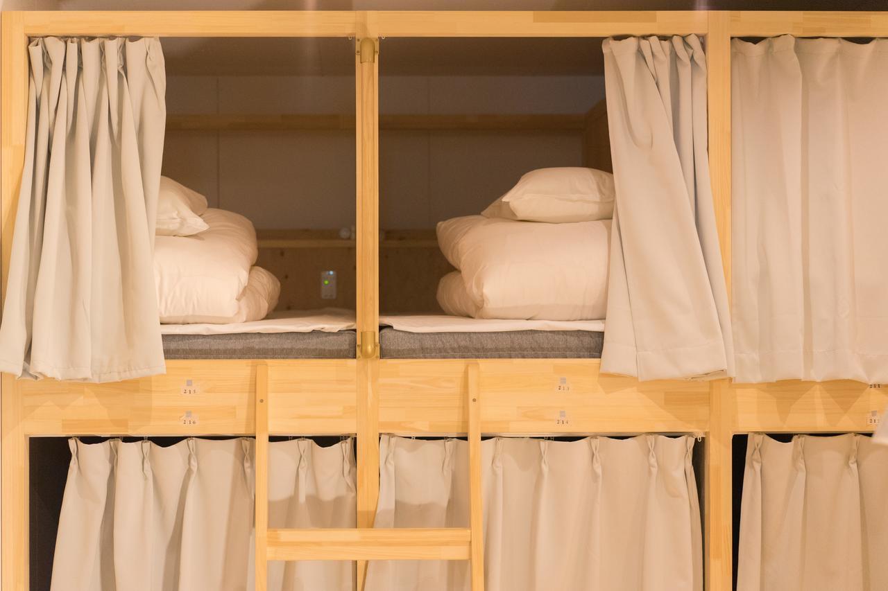 Bed Stock Hostel Fukuoka  Zewnętrze zdjęcie