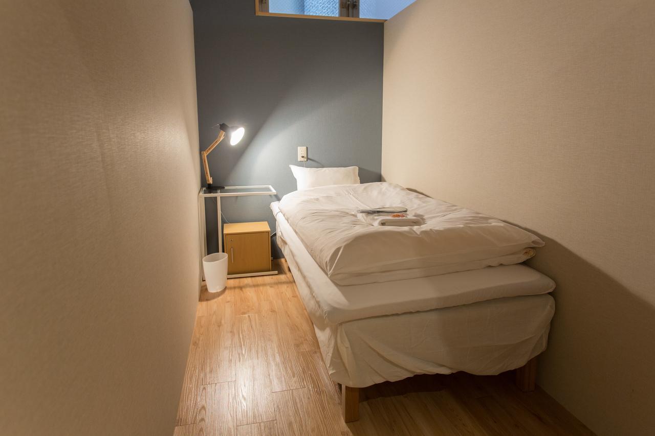 Bed Stock Hostel Fukuoka  Zewnętrze zdjęcie